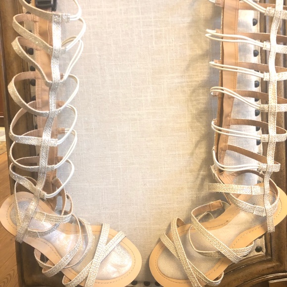 Stuart Weitzman Girls Gladiator Sandals - Picture 2 of 7